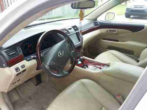 2007 Lexus LS460 L Sedan 4-Door 4.6L, image 4