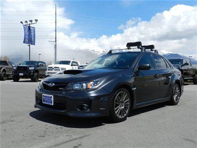 Wrx awd sedan 6 spped manual sunrrof sat. radio low miles fast low reserve