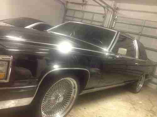 1984 Cadillac Fleetwood Brougham Coupe 2-Door, image 2