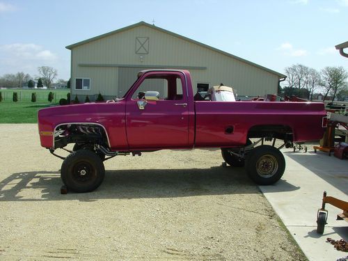 1985 gmc/chevy/chevrolet 2500 truck project body and frame all restored!