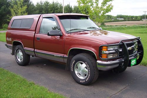 1998 chevrolet k1500 silverado 5.7l short box 4wd 5 speed low miles bucket seats