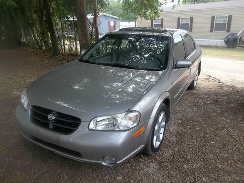 2000 nissan maxima se sedan 4-door 3.0l