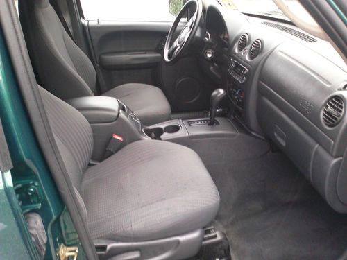 03' Jeep Liberty Sport*VERY CLEAN*RUNS GREAT*SHARP, image 10