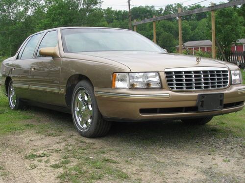 1999 cadillac deville d'elegance sedan 4-door 4.6l