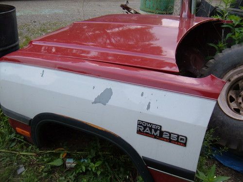 1993 Dodge 2500, image 3