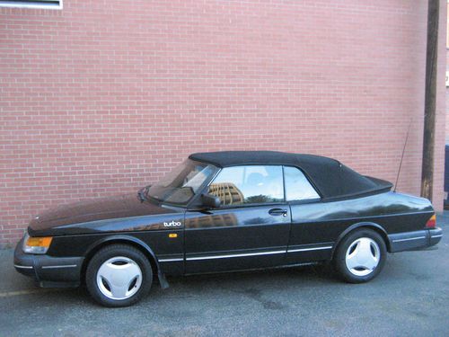 1989 Saab 900 Turbo Convertible 2-Door 2.0L 16 Valves Black Well-Maintained !!!, image 2