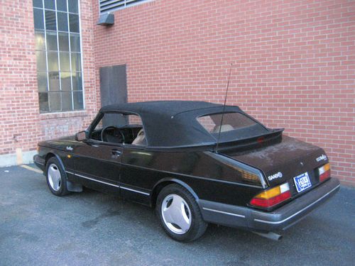 1989 Saab 900 Turbo Convertible 2-Door 2.0L 16 Valves Black Well-Maintained !!!, image 3