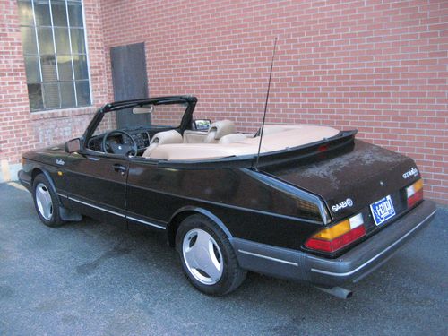 1989 Saab 900 Turbo Convertible 2-Door 2.0L 16 Valves Black Well-Maintained !!!, image 5