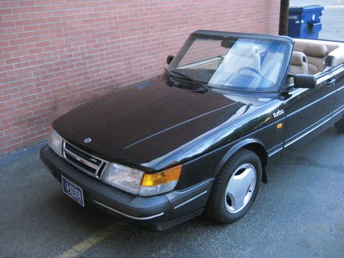 1989 Saab 900 Turbo Convertible 2-Door 2.0L 16 Valves Black Well-Maintained !!!, image 6