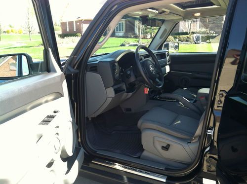 2007 Jeep Commander Base Sport Utility 4-Door 3.7L, US $12,900.00, image 9