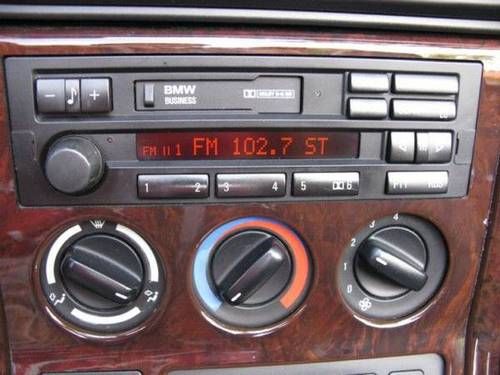 1997 BMW Z3 Roadster Convertible 2-Door 2.8L, image 5