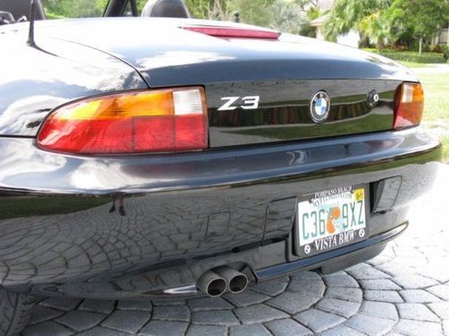 1997 BMW Z3 Roadster Convertible 2-Door 2.8L, image 17