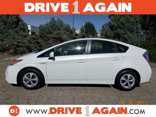 2012 toyota prius base hatchback 4-door 1.8l deluxe model five, mint condition