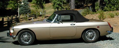 1969 mgb, 55k miles, ca car, restored in 2000, new: engine and transmission