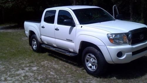 2011 toyota tacoma pre runner crew cab pickup 4-door 2.7l