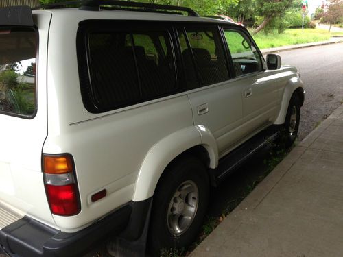 1996 Toyota Land Cruiser Base Sport Utility 4-Door 4.5L, image 3