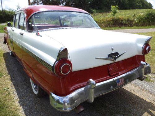 1956 ford fairlane