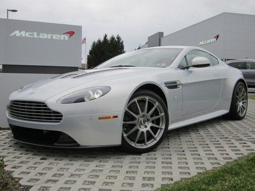 2011 aston martin v12 vantage