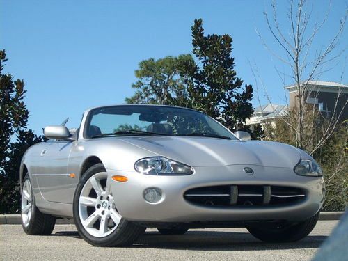 Xk8 convertible,platinum silver/charcoal low 42k miles florida car, very nice!!!