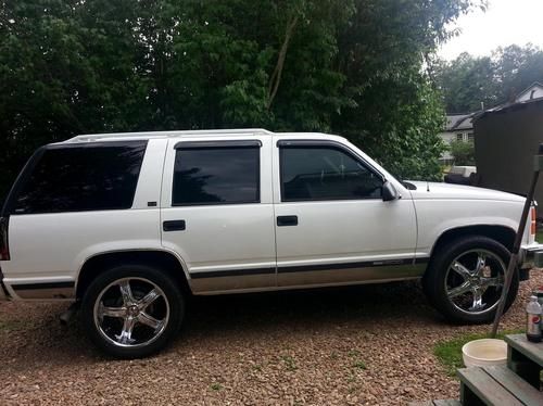1997 gmc yukon  4 x 4
