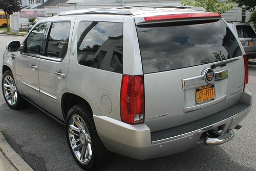 2010 cadillac escalade hybrid platinum sport utility 4-door 6.0l