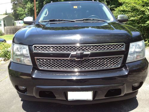 Chevy avalanche, black on black, ltz