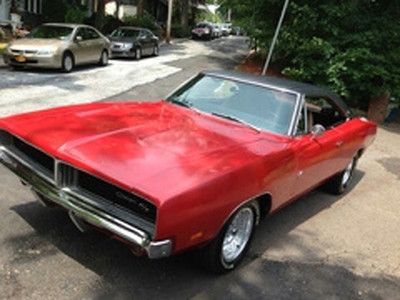 1969 dodge charger big block 440  ac.auto 727 trans solid floors