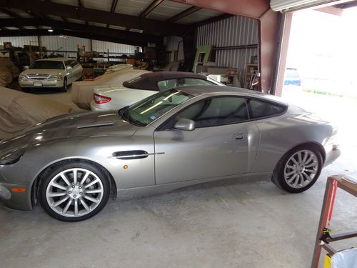 2002 aston martin vanquish base coupe 2-door 6.0l