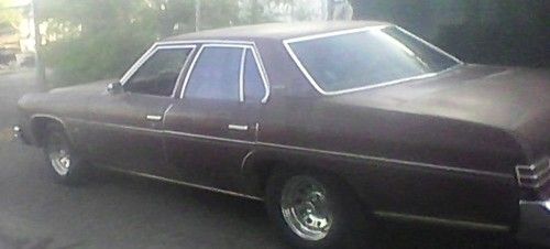 1976 chevrolet caprice classic, 105k orig miles, runs great, no smoke