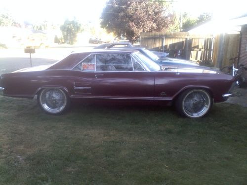 1963 buick riviera wildcat - great for the collector!