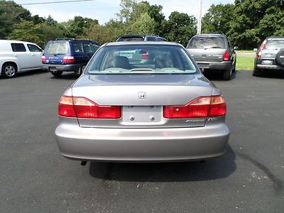 NO RESERVE 2000 HONDA ACCORD EX REAL CLEAN DRIVES GREAT, image 8