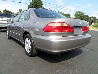 NO RESERVE 2000 HONDA ACCORD EX REAL CLEAN DRIVES GREAT, image 18