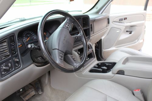 2004 GMC Yukon XL 4WD, image 17