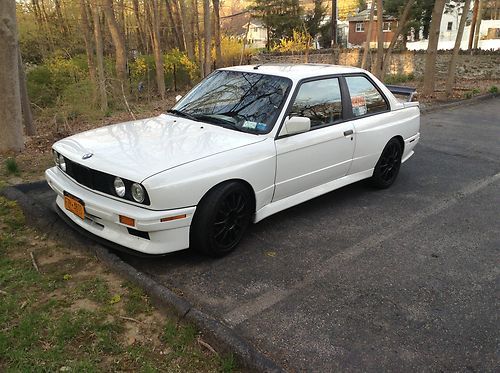 1988 bmw m3 base coupe 2-door 2.3l