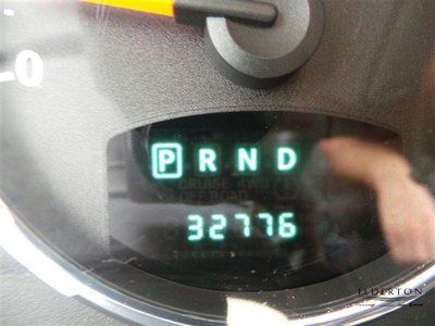 white Sport SUV 3.7L automatic A/C ABS low miles clean car fax new tires MP3, image 23