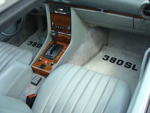 1983 Mercedes Benz 380SL Convertible Roadster, image 9