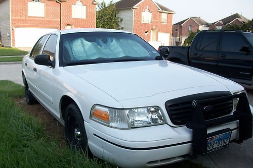 Police Interceptor Crown Victoria 2000, US $2,900.00, image 2