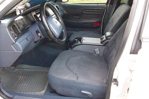 Police Interceptor Crown Victoria 2000, US $2,900.00, image 5