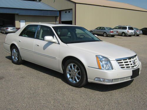 2011 cadillac dts premium