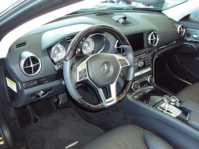 2013 MERCEDES SL550 - $118K MSRP...SAVE OVER $20K - LOADED - LIKE NEW - 3K MILES, image 28