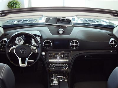 2013 MERCEDES SL550 - $118K MSRP...SAVE OVER $20K - LOADED - LIKE NEW - 3K MILES, image 39
