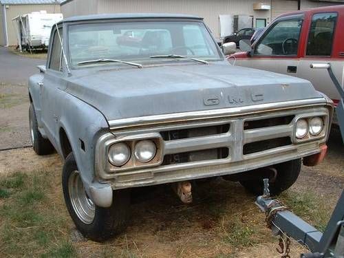 1972 chevy 1/2 ton short bed pickup