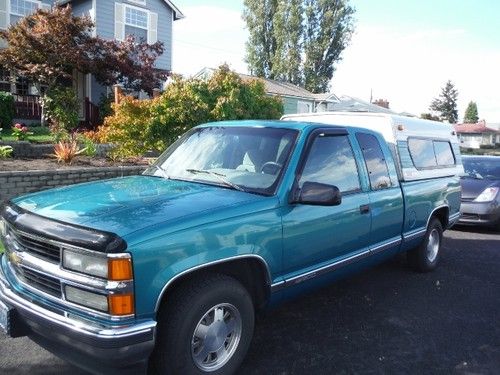 1996 chevy silverado 150 extended cab long bed insulated canopy great condition