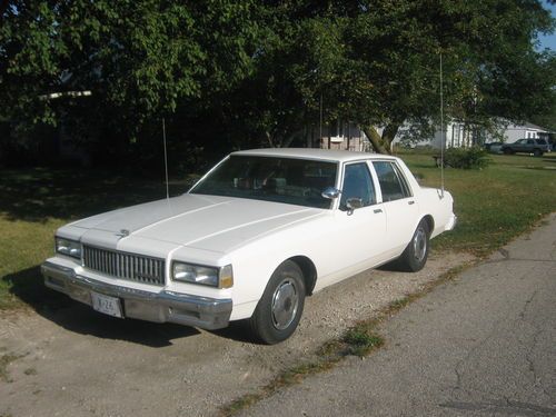 1989 chevrolet caprice 9c1 illinois state police tribute car