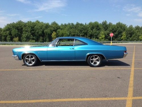 ~~ 1966 chevrolet impala -very nice ~~