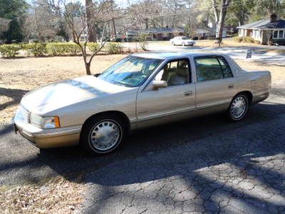 1998 cadillac deville, lady owned, nice driver, 146k, clean car