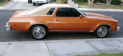1977 chevy malibu classic 2 door
