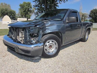 2007 gmc canyon minor damage "rebuildable salvage" no reserve!