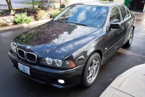 2003 bmw 525i 5 speed manual, blk on blk