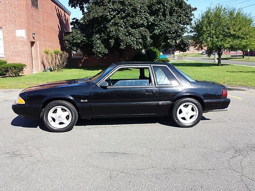 Black 1991 ford mustang lx 5.0 notchback 5-speed tons of new parts! runs great